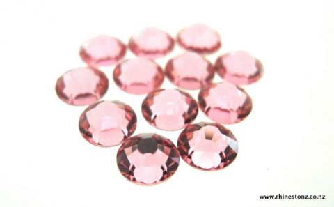 Preciosa Non-Hotfix Viva12 Light Rose ss20